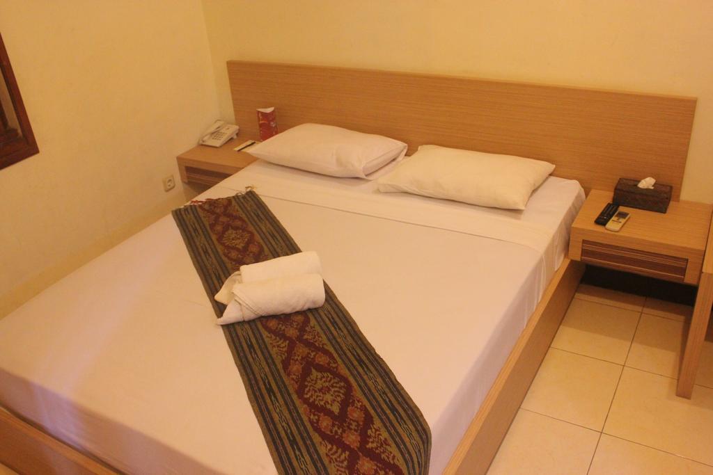 Ubud Hotel And Villas Malang Esterno foto