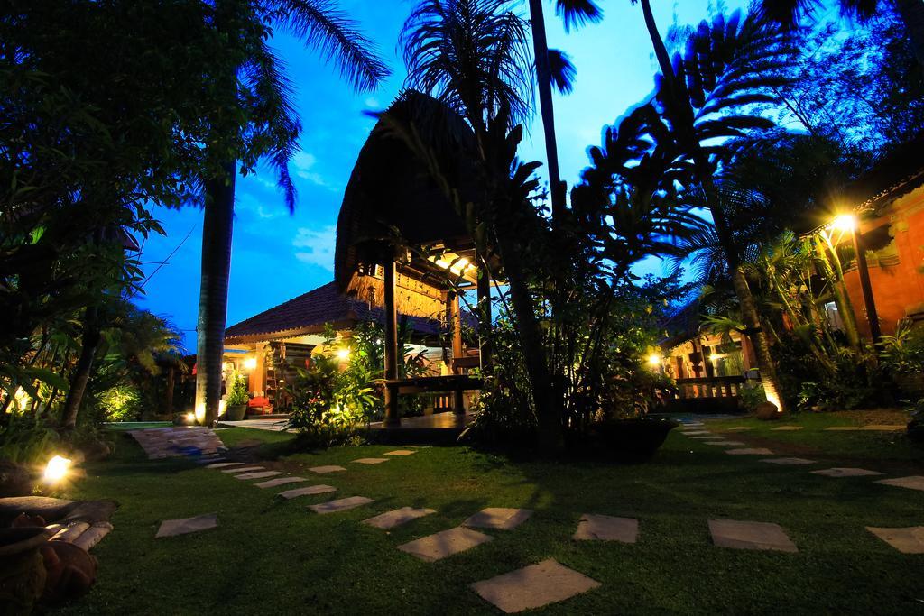 Ubud Hotel And Villas Malang Esterno foto